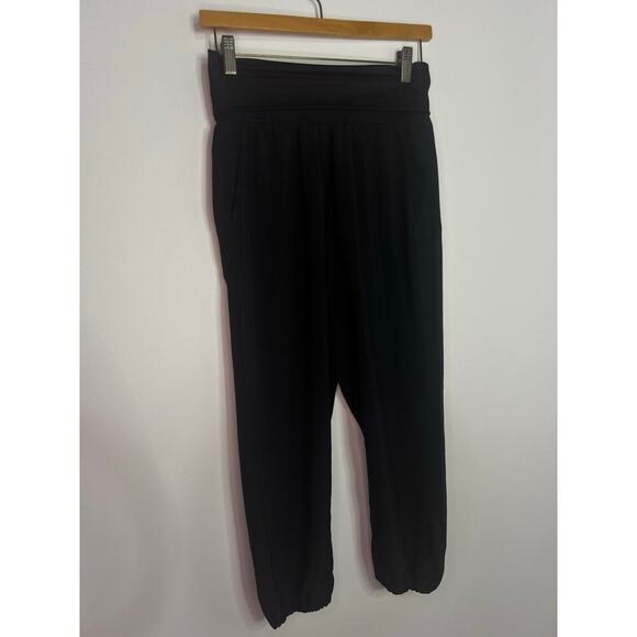 Lululemon Lululemon Om Pant in Black Size 4 23 inch inseam - Picture 3 of 8